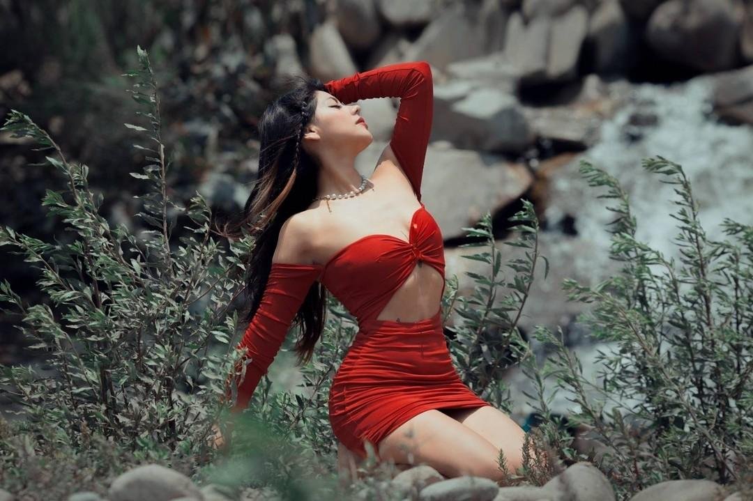 Madeline Jannethe Felix Hospina wants to be your new semen dump, who gives the first tribute on her2 #PaUt4SFX