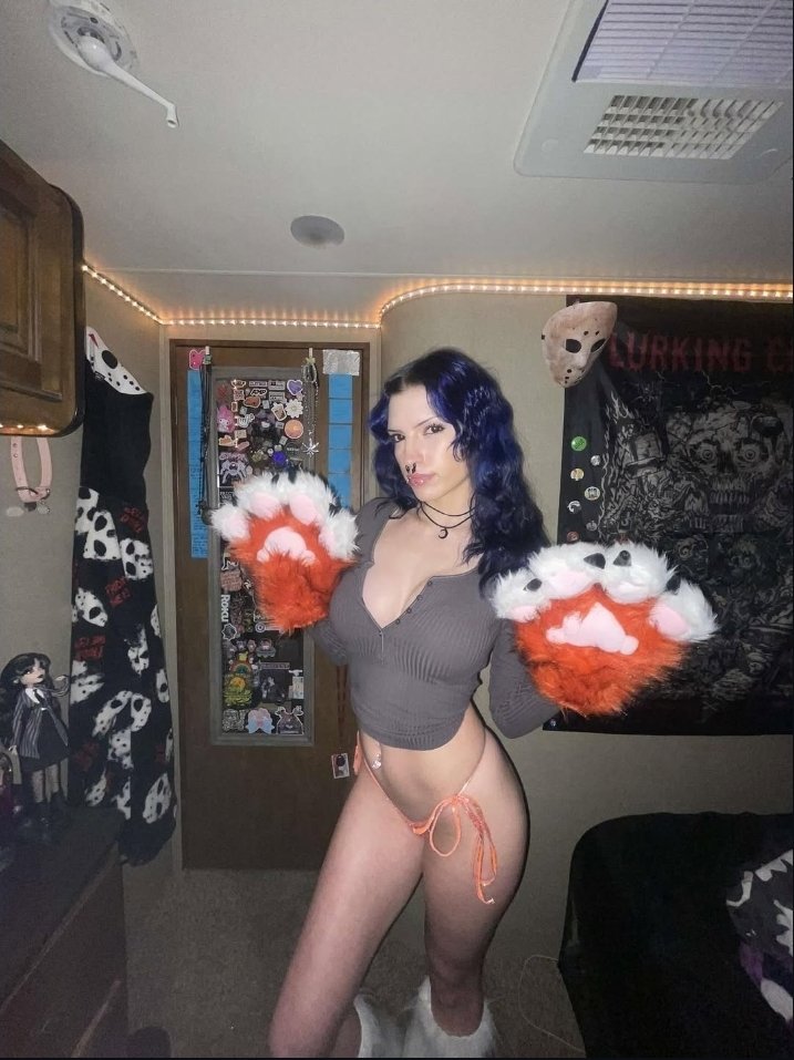 Hot Insta Model #O2Ct0P5e